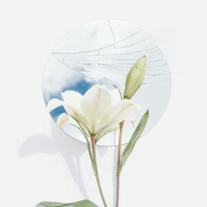 Salon Des Fleurs Round Glass with White Callas Lilies