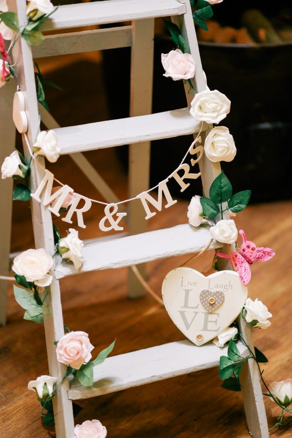 Salon Des Fleurs Wedding Arrangement
